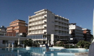 Hotel Benini, 1, karpaten.ro