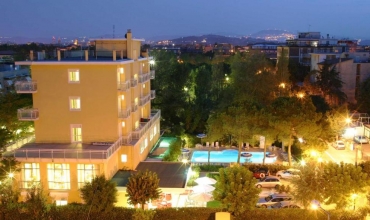 Hotel Bahama Riviera Rimini Rimini Sejur si vacanta Oferta 2022 - 2023