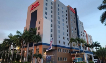 Hampton Inn & Suites Miami Airport South/Blue Lagoon, 1, karpaten.ro