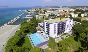 Hotel Adriatic, 1, karpaten.ro